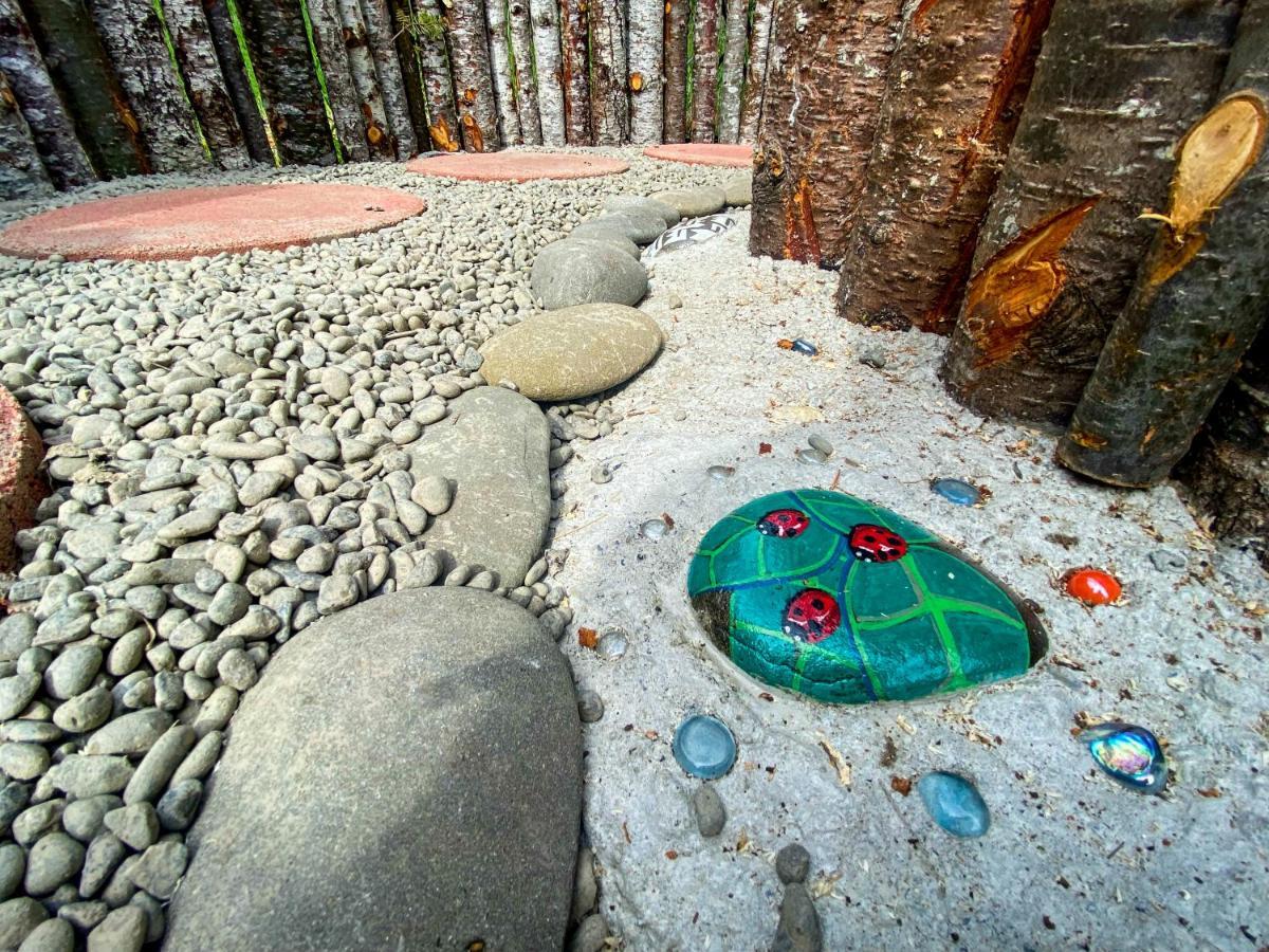 Glamping In The Redwoods With A Hot Tub! Garberville Exterior foto
